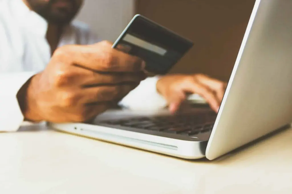 Understanding the Need for an Effective E-Commerce Site